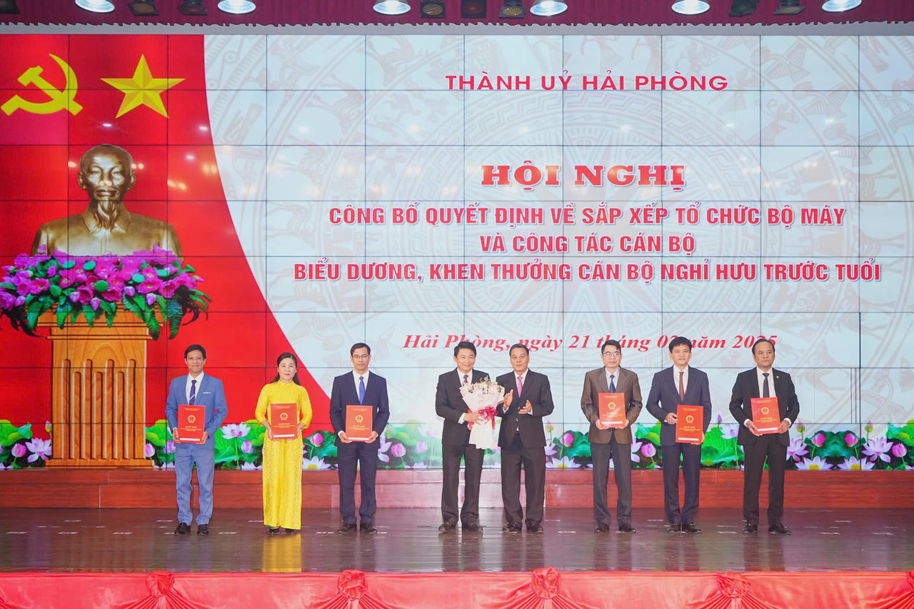 Hải Phòng công bố quyết định thành lập 6 sở mới, bổ nhiệm lãnh đạo chủ chốt