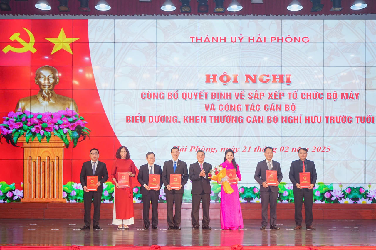 Hải Phòng công bố quyết định thành lập 6 sở mới, bổ nhiệm lãnh đạo chủ chốt