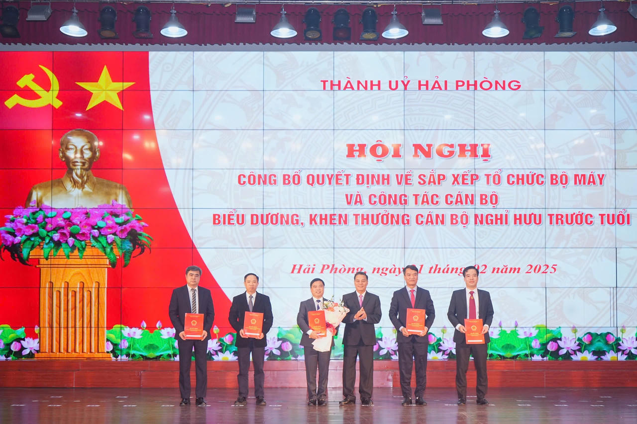 Hải Phòng công bố quyết định thành lập 6 sở mới, bổ nhiệm lãnh đạo chủ chốt