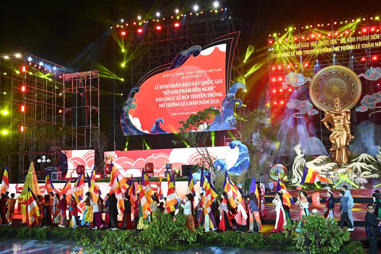 Hải Phòng khai hội Nữ tướng Lê Chân