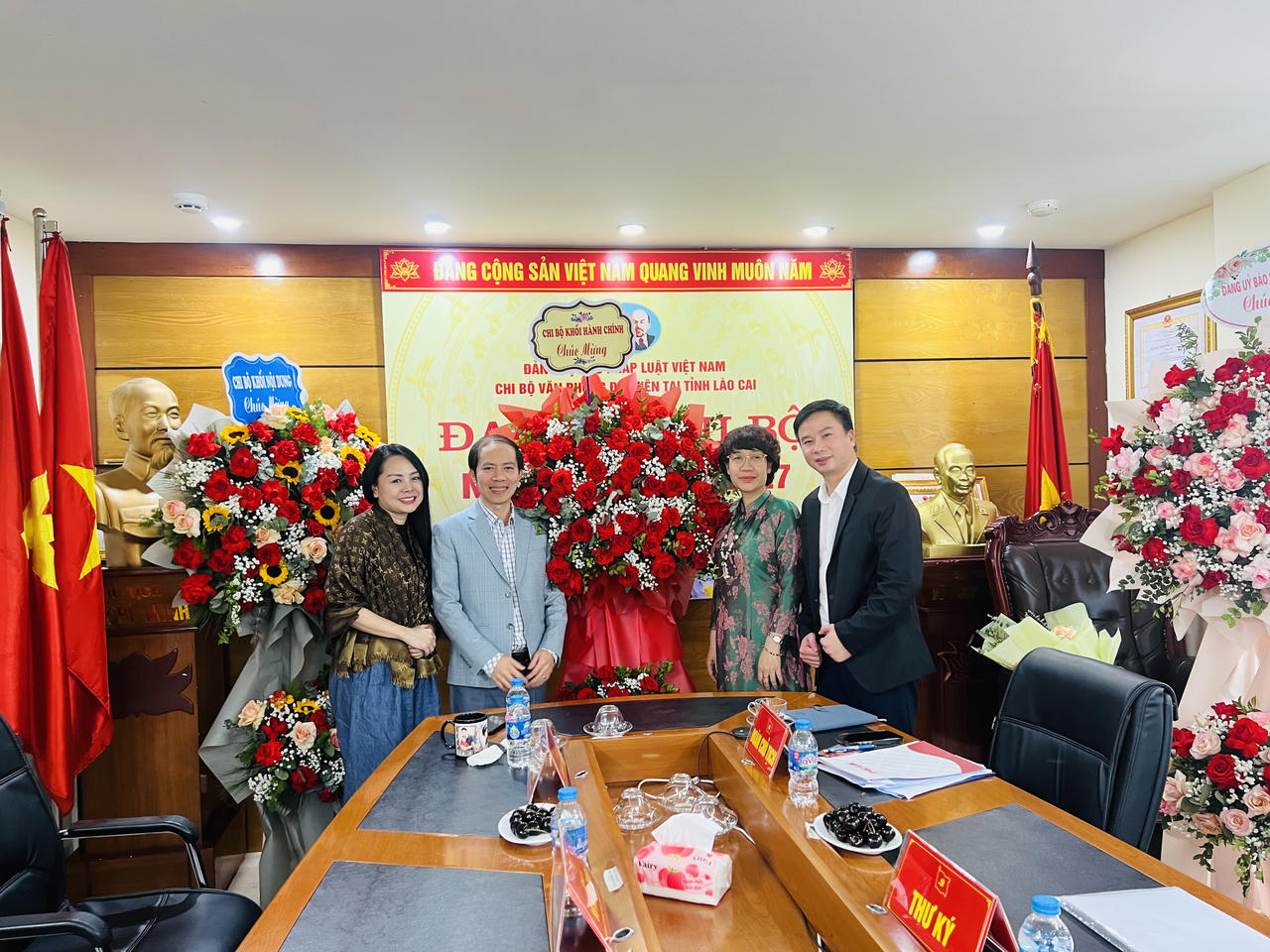 Đại hội Chi bộ VPĐD tại thành phố Hải Phòng và tỉnh Lào Cai thành công tốt đẹp