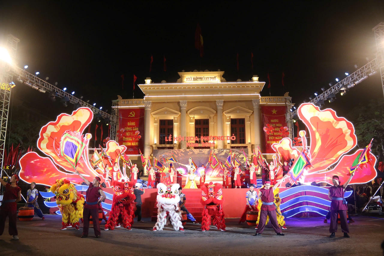 Hơn 3.000 người tham gia diễu hành tại Liên hoan Múa rối Hải Phòng mở rộng năm 2025 