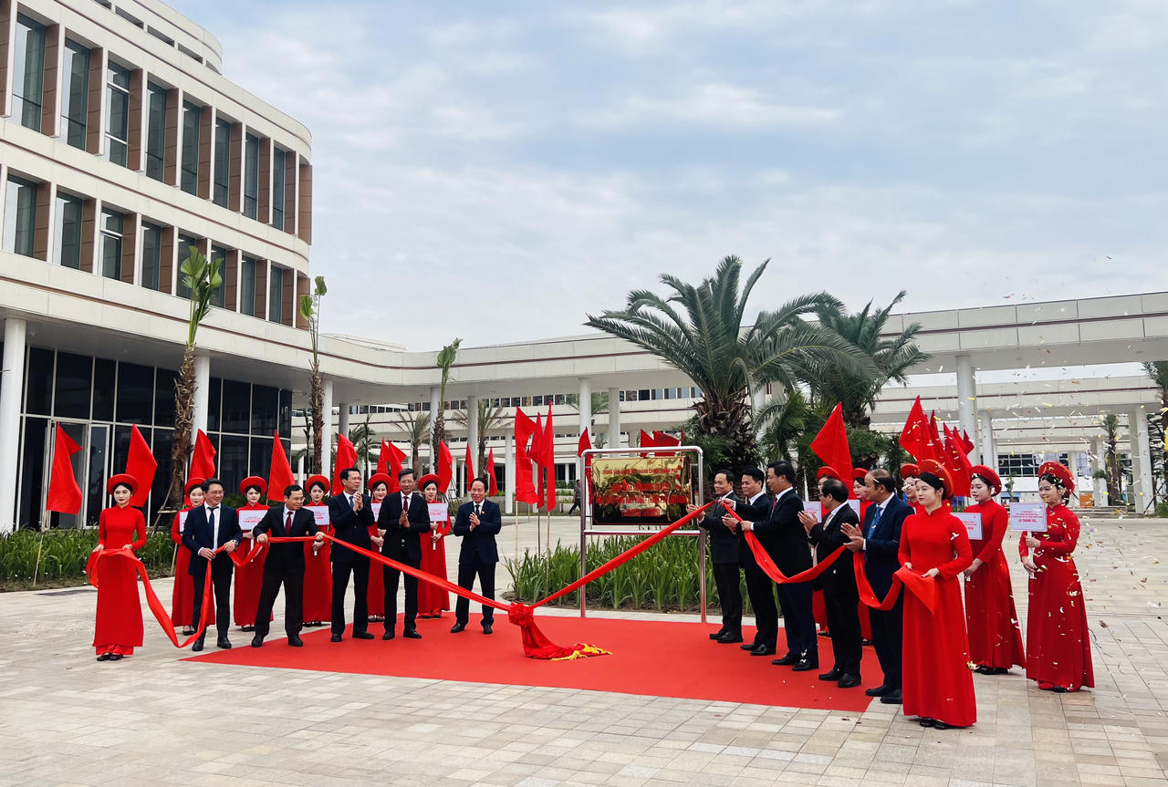 Hải Phòng đồng loạt khánh thành, khởi công 12 dự án trọng điểm 