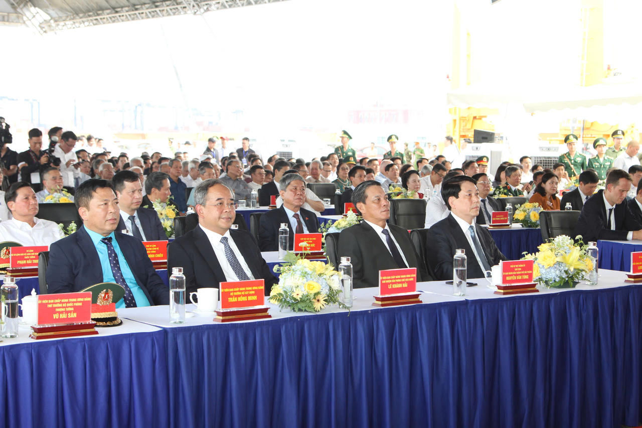 Chủ tịch nước Lương Cường dự khánh thành bến Cảng container quốc tế số 3&4 Lạch Huyện