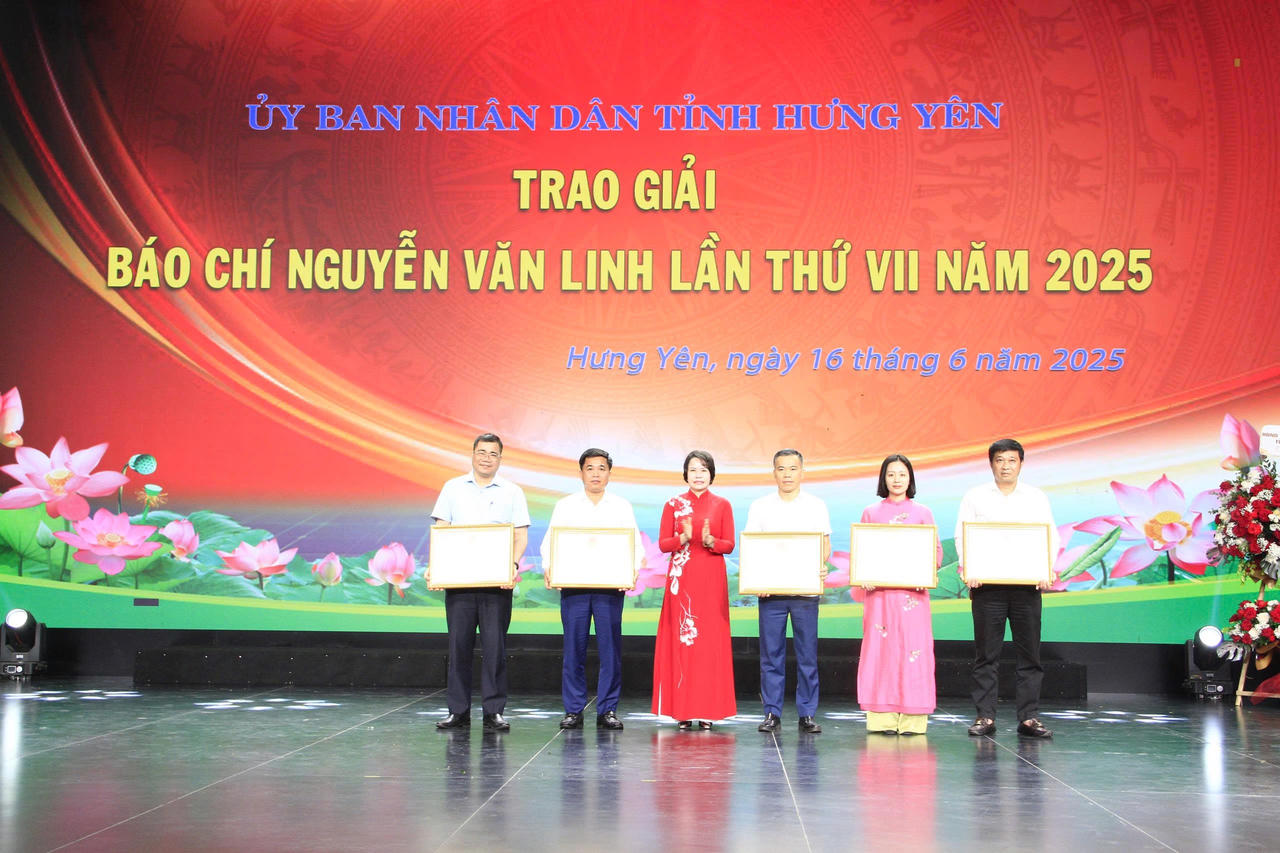 Hưng Yên tổ chức gặp mặt kỷ niệm 100 năm Ngày Báo chí cách mạng Việt Nam