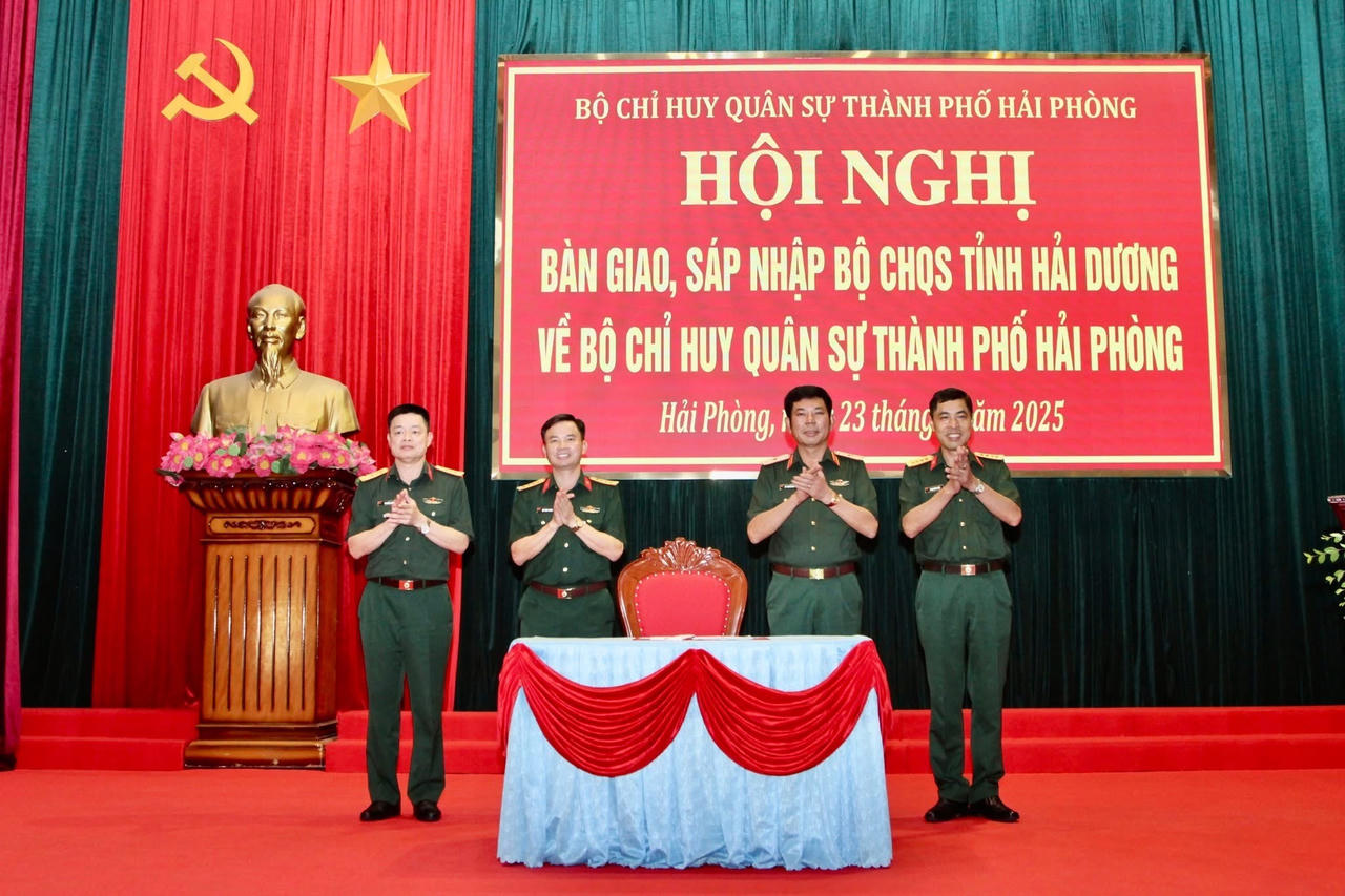Sáp nhập, tổ chức lại Bộ Chỉ huy Quân sự TP Hải Phòng
