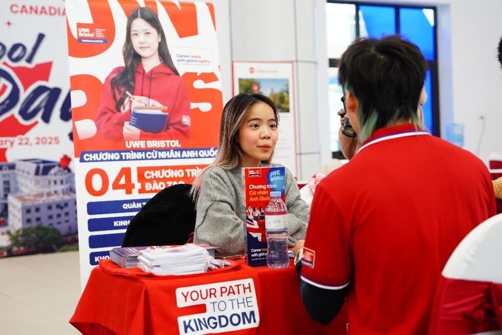 Trải nghiệm giáo dục đẳng cấp quốc tế tại Trường Hà Nội - Toronto