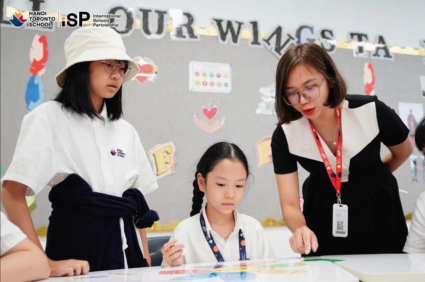 Học sinh Hanoi Toronto School chinh phục nghệ thuật tranh biện