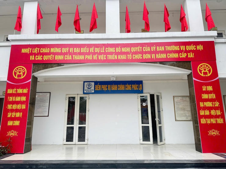 Ngày đầu vận hành mô hình mới tại các phường trên địa bàn thành phố Hà Nội