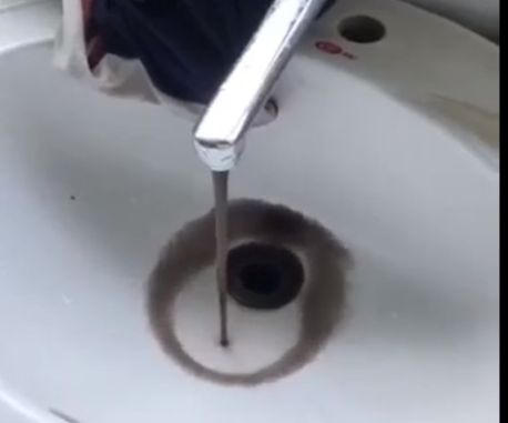 Thông tin chính thức vụ giáo viên Trường mầm non Viet Sing đặt khay đựng cơm trên bồn cầu