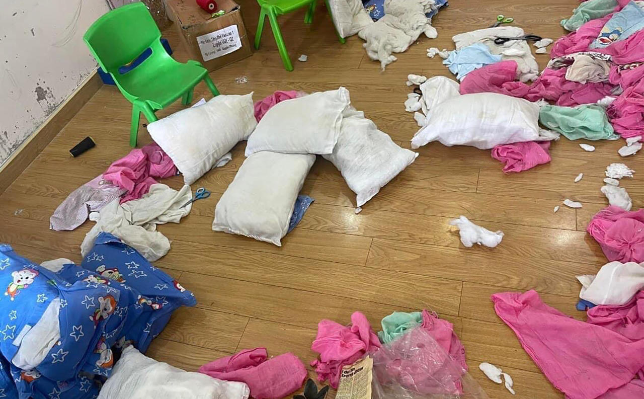 Thông tin chính thức vụ giáo viên Trường mầm non Viet Sing đặt khay đựng cơm trên bồn cầu