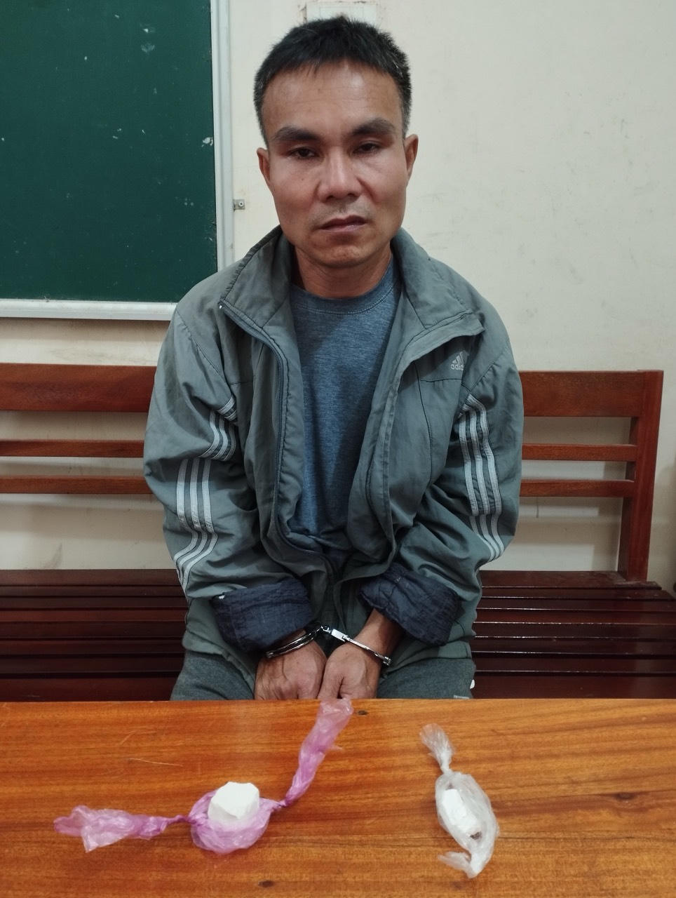 Thanh niên 9X chế nhiều vũ khí phục vụ cho việc "kinh doanh" ma túy