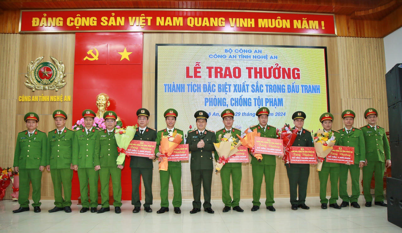 Công an Nghệ An phá thành công chuyên án tội phạm công nghệ cao chiếm đoạt số tiền hơn 500 tỷ đồng