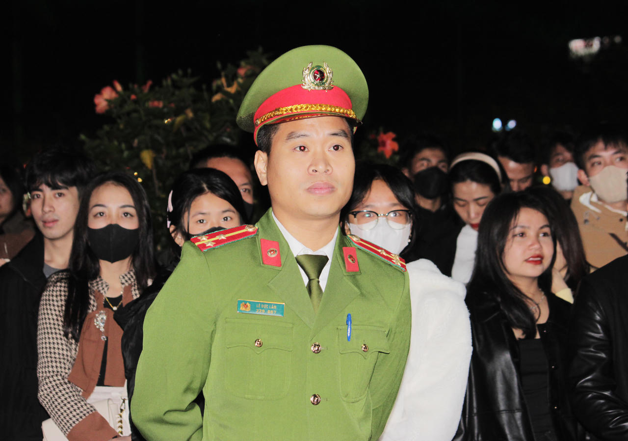 Ngưỡng mộ màn biểu diễn của kị binh trong chương trình nghệ thuật 'Sáng mãi lời dạy của Bác'