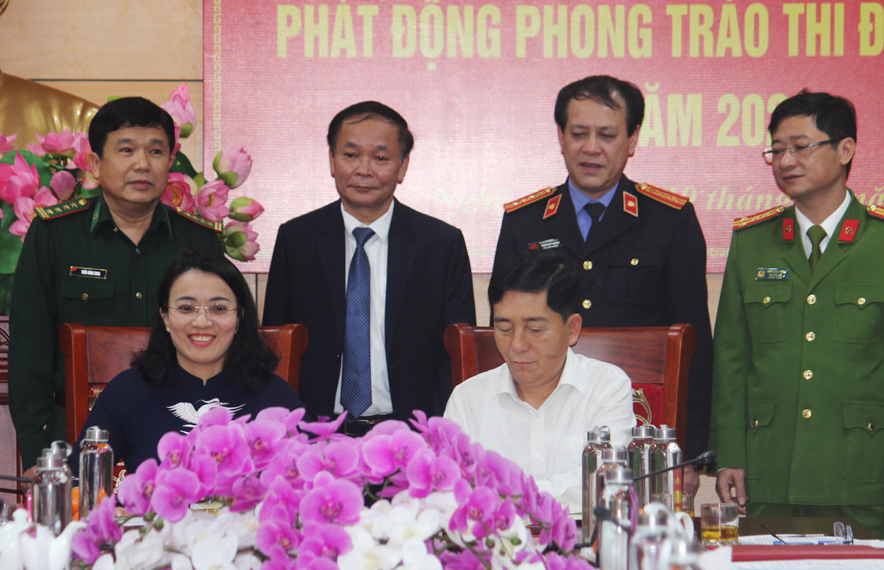 Nghệ An: Quyết tâm thực hiện thắng lợi phong trào thi đua yêu nước