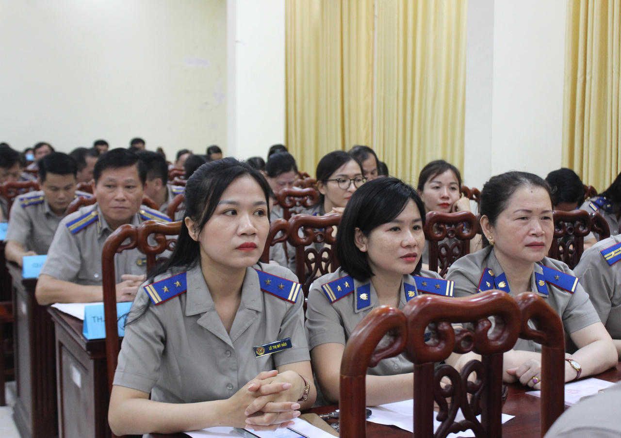 Nghệ An: Nâng cao hơn nữa trách nhiệm của Chấp hành viên trong thi hành án