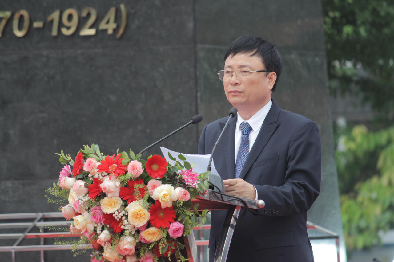 Khánh thành tượng đài V.l.Lênin tại Nghệ An 