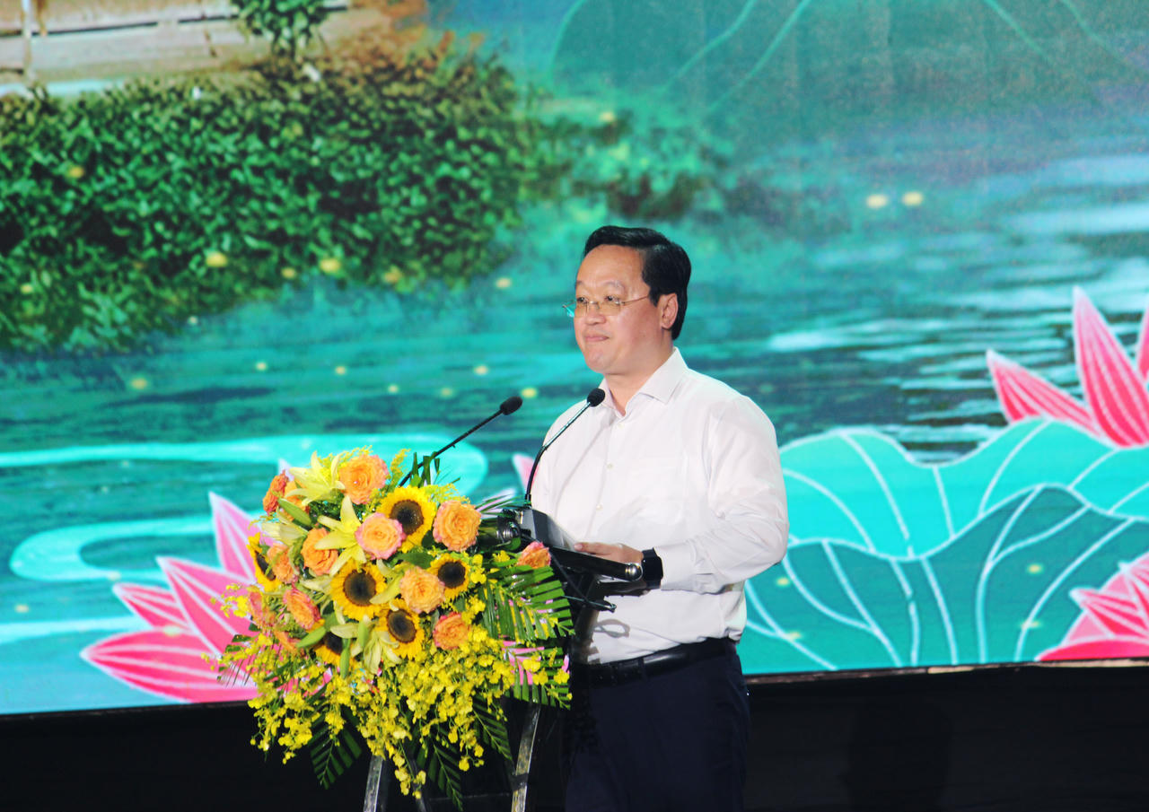 Khai mạc Lễ hội Làng Sen năm 2024 