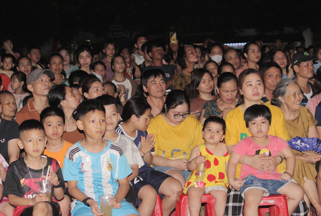 Đặc sắc chương trình nghệ thuật 'Từ Làng Sen đến Thành phố Hồ Chí Minh'