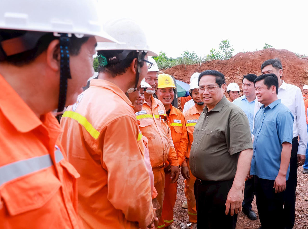 Thủ tướng kiểm tra tiến độ thực hiện đường dây 500Kv mạch 3