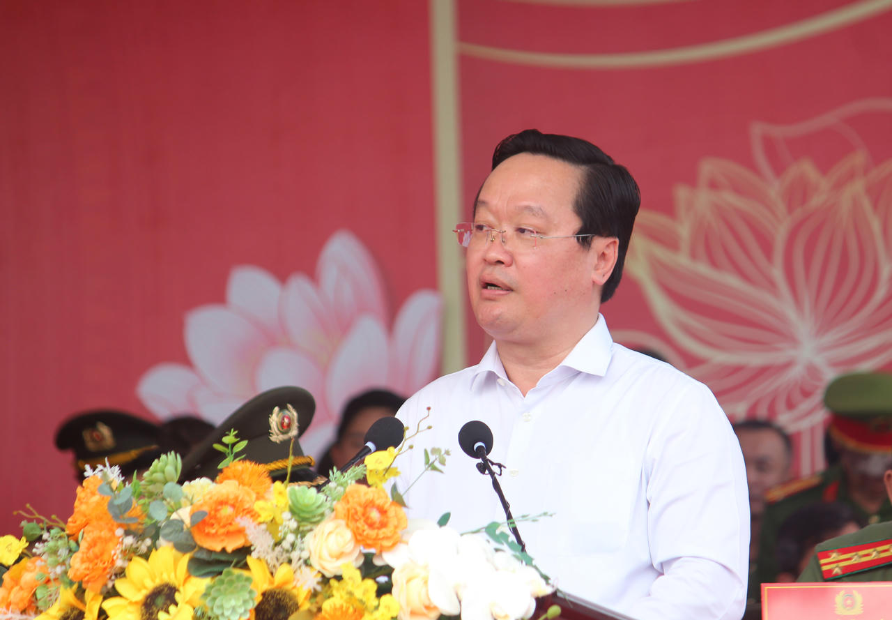 Các địa phương đồng loạt ra mắt lực lượng tham gia bảo vệ ANTT ở cơ sở