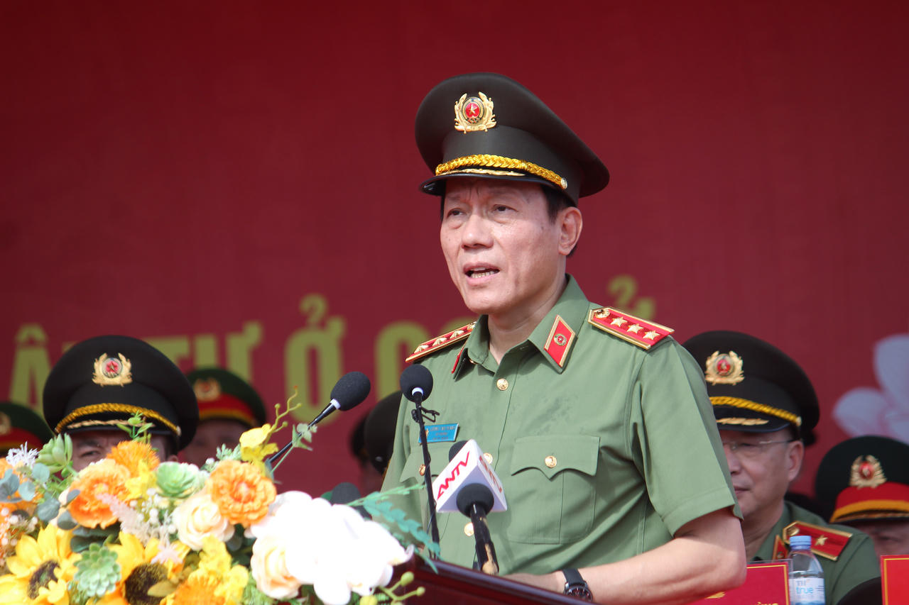 Các địa phương đồng loạt ra mắt lực lượng tham gia bảo vệ ANTT ở cơ sở