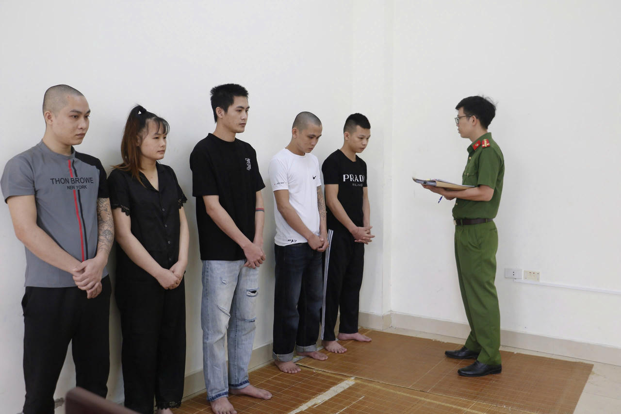 'Bẫy tình' người đàn ông, kẻ lừa đảo ở Đặc khu 'Tam giác vàng' chiếm hơn 17 tỷ đồng