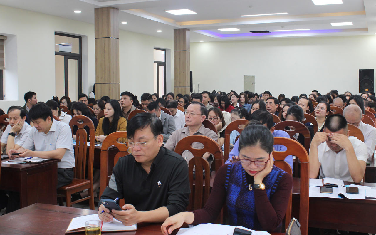 Tiếp tục đẩy mạnh hoạt động công chứng ngày càng hiệu quả và uy tín 