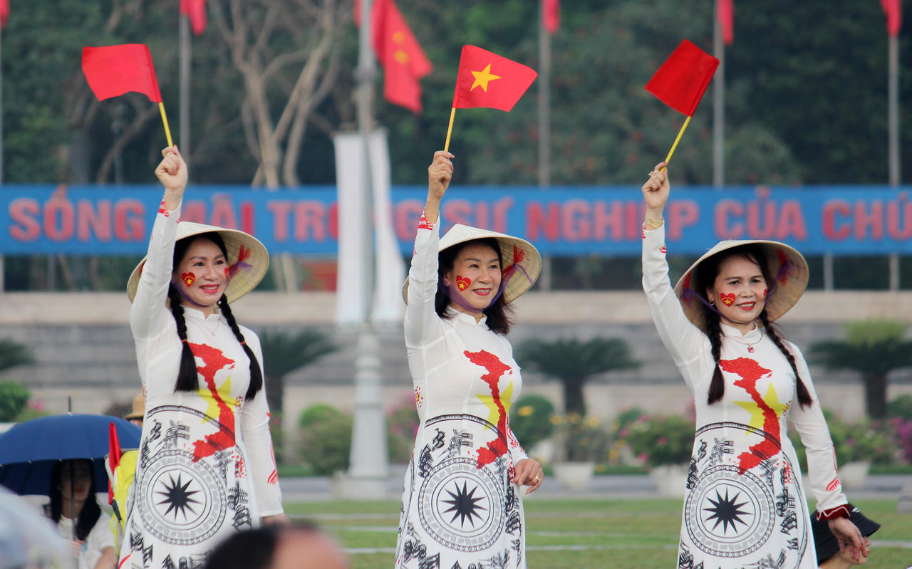 Người dân quê Bác hướng về TP HCM