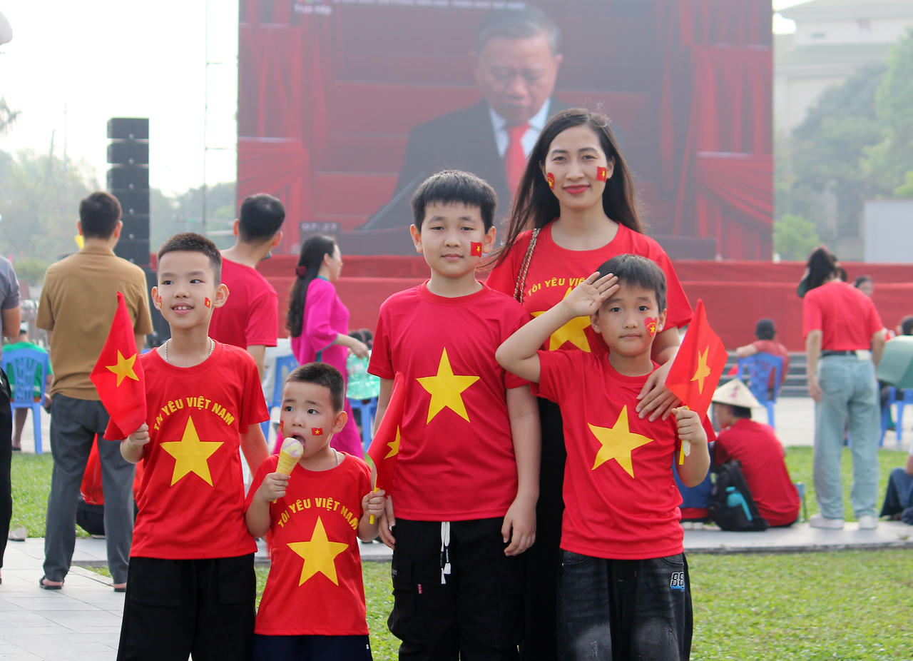 Người dân quê Bác hướng về TP HCM