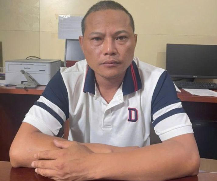 Bắt giữ 17 đối tượng khi đang đánh bạc trong rừng sâu