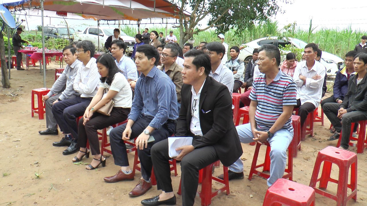 Báo Pháp luật Việt Nam trao “Căn nhà Tư pháp”