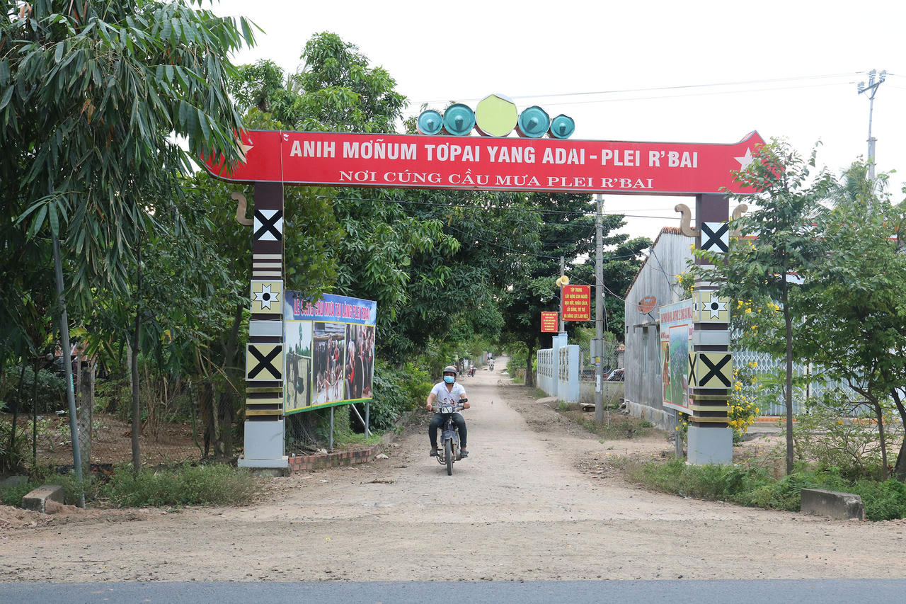 Đất nghèo yêu 'con chữ'