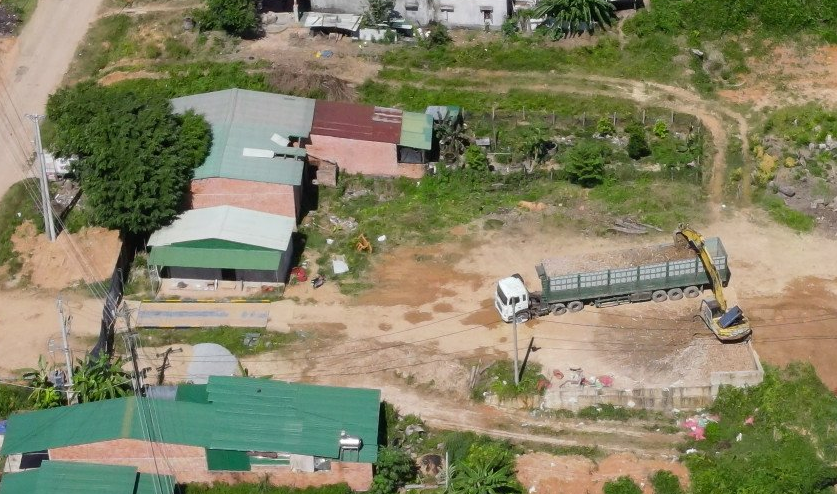 Yêu cầu dừng hoạt động các trạm cân thu mua nông sản không phép tại Kon Tum