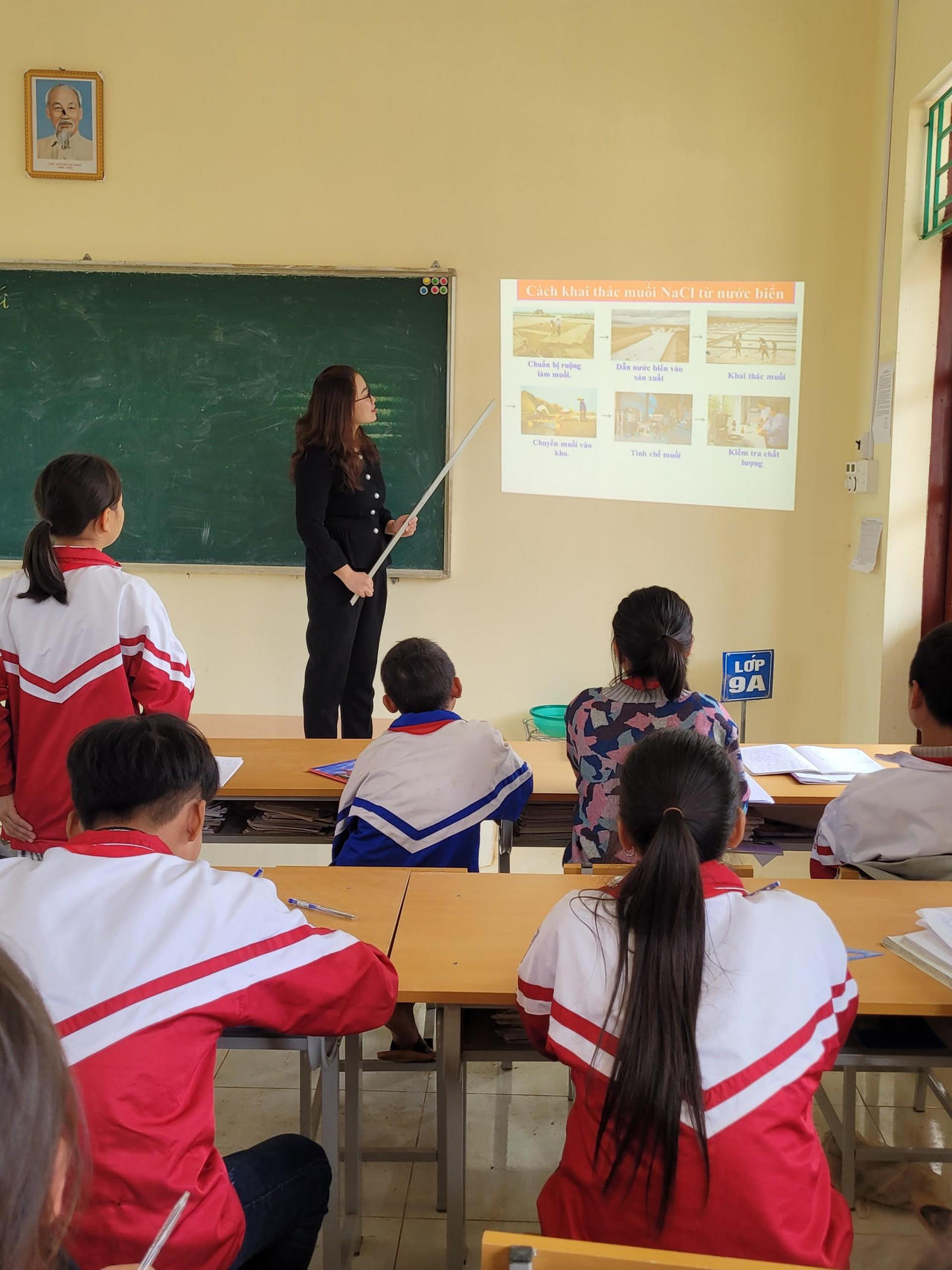 Từ học sinh yêu Hóa đến giáo viên vùng Ba