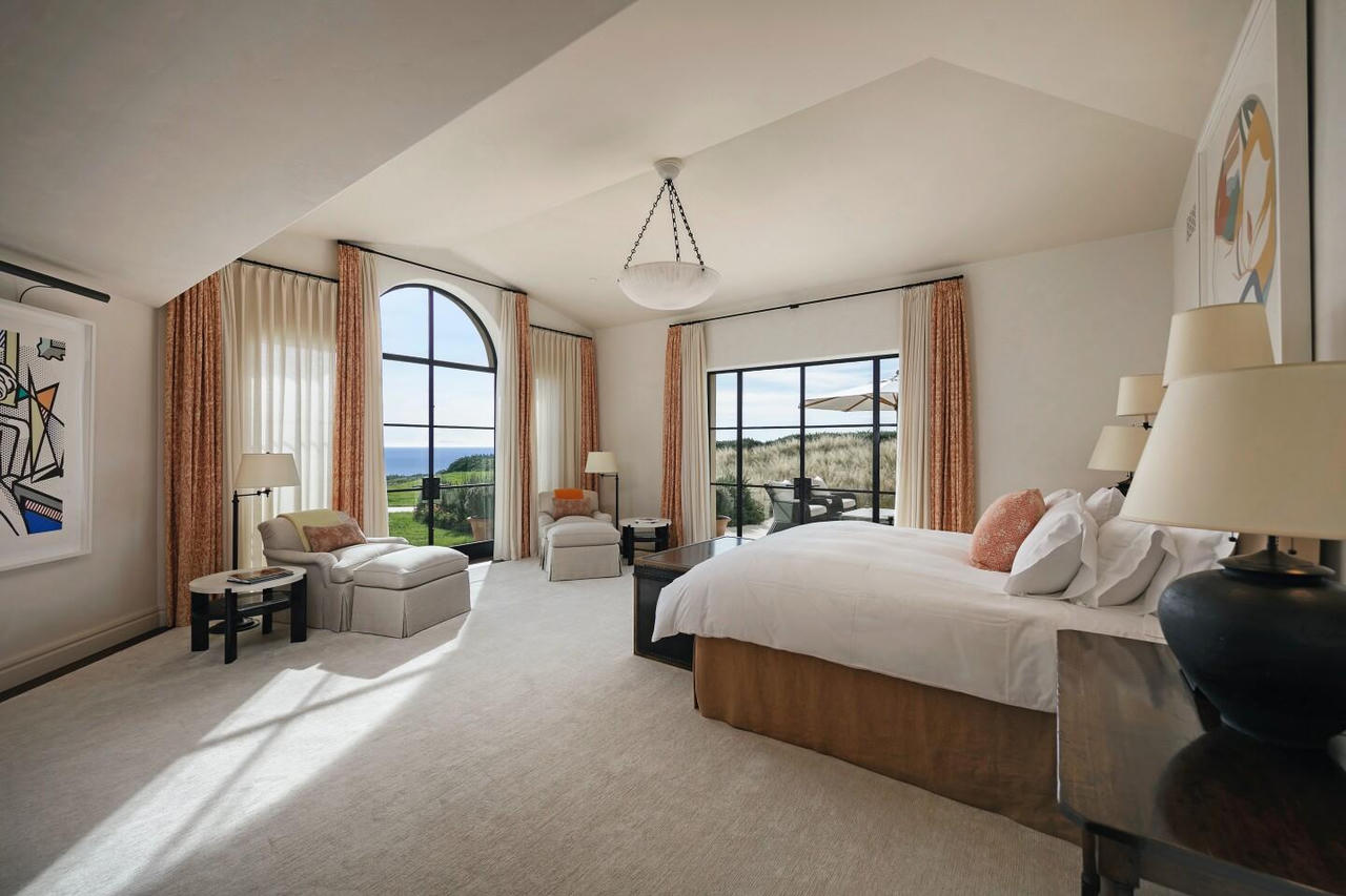 Bên trong ngôi nhà đắt đỏ nhất ở bang California, Mỹ