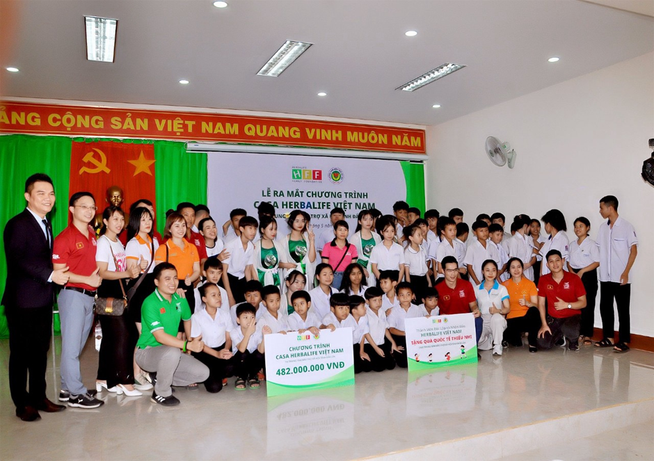 Chương trình Casa Herbalife Việt Nam mang đến bữa ăn đầy đủ dinh dưỡng cho hàng ngàn trẻ em có hoàn cảnh khó khăn trên cả nước
