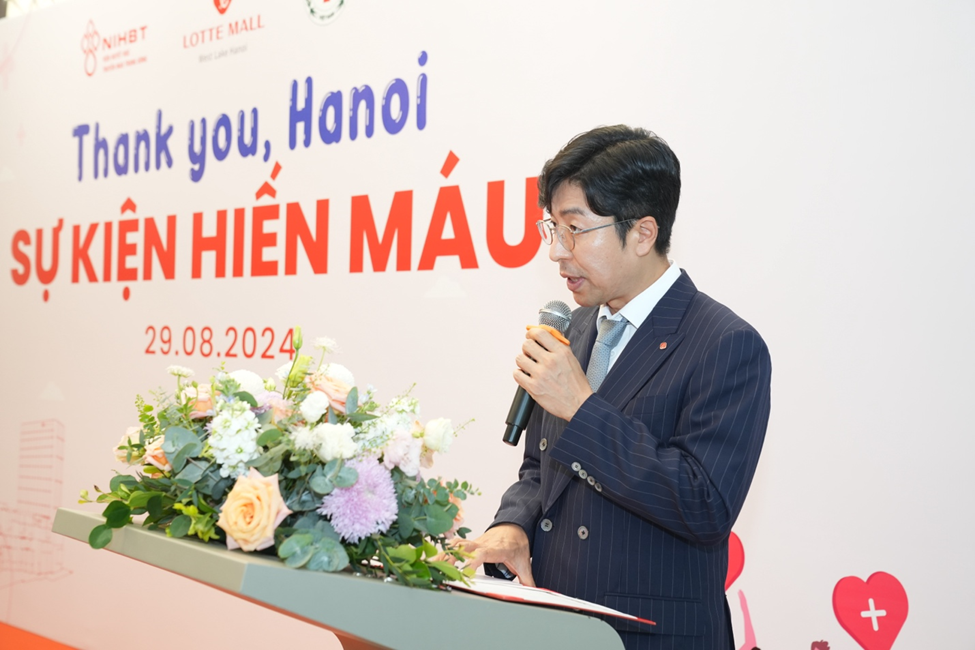 Tiệc sinh nhật đặc biệt của Lotte Mall West Lake Hà Nội