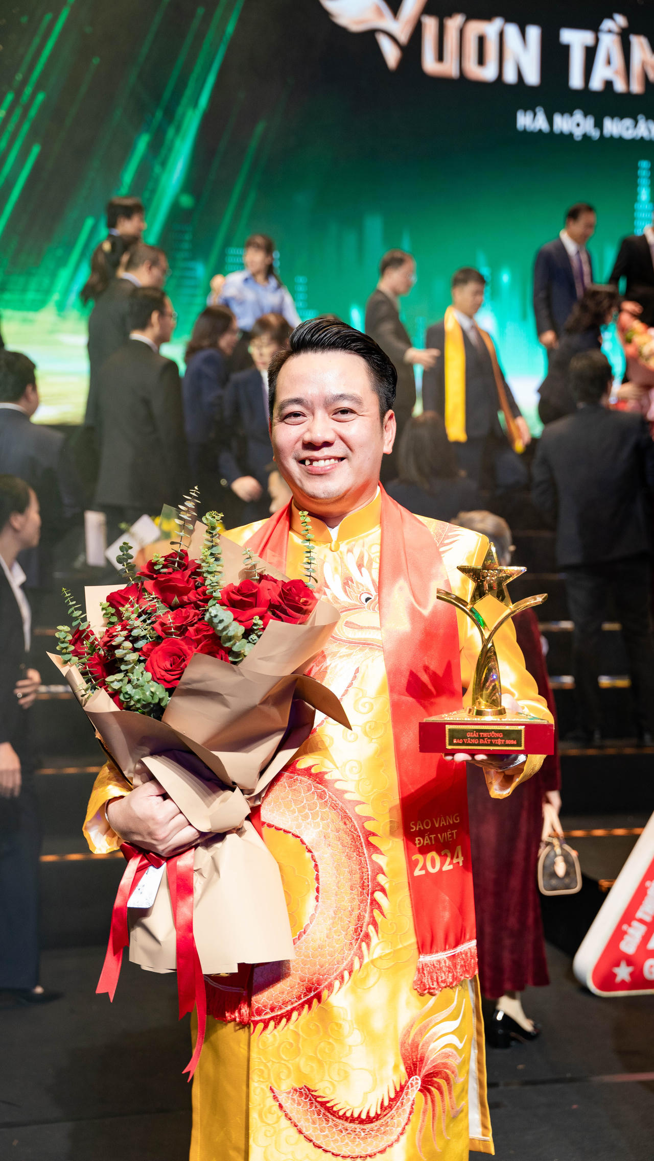 Tập đoàn Tân Á Đại Thành được vinh danh TOP 10 Sao Vàng Đất Việt 2024