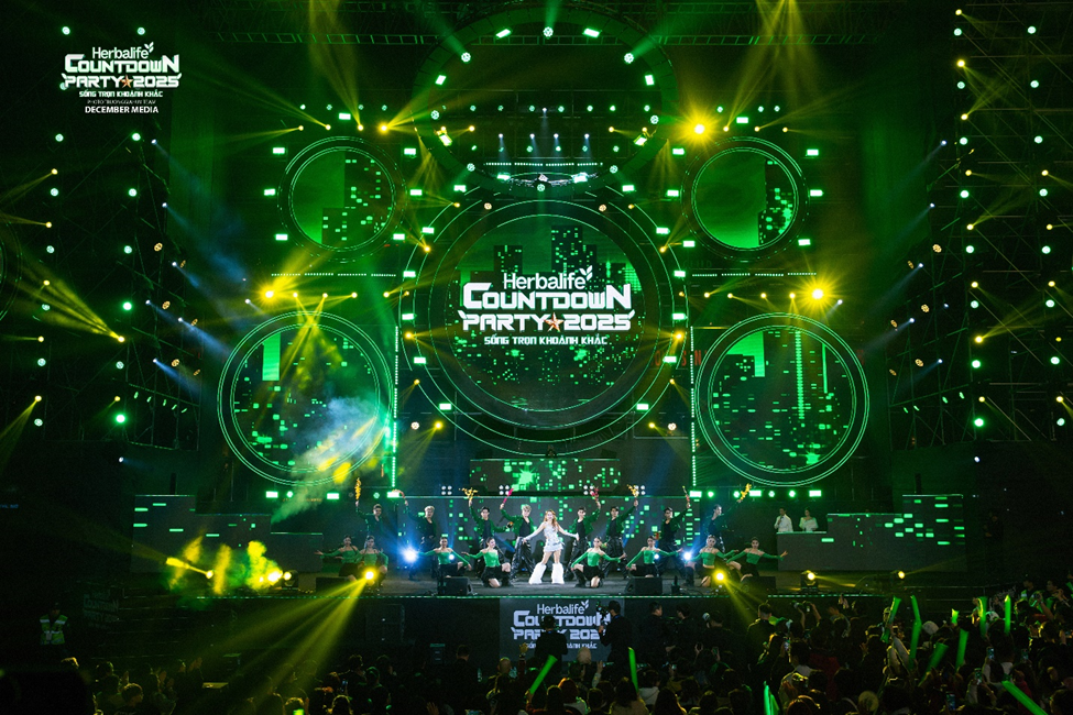 Herbalife Việt Nam tài trợ Chương trình 'Chào Năm Mới 2025' tại Hà Nội 