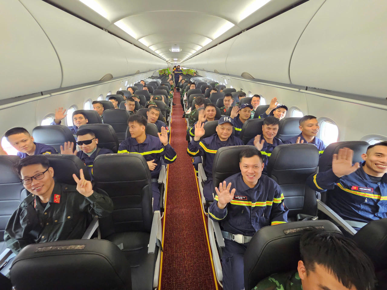 Công an, Quân đội Việt Nam cử lực lượng cứu trợ động đất tại Myanmar