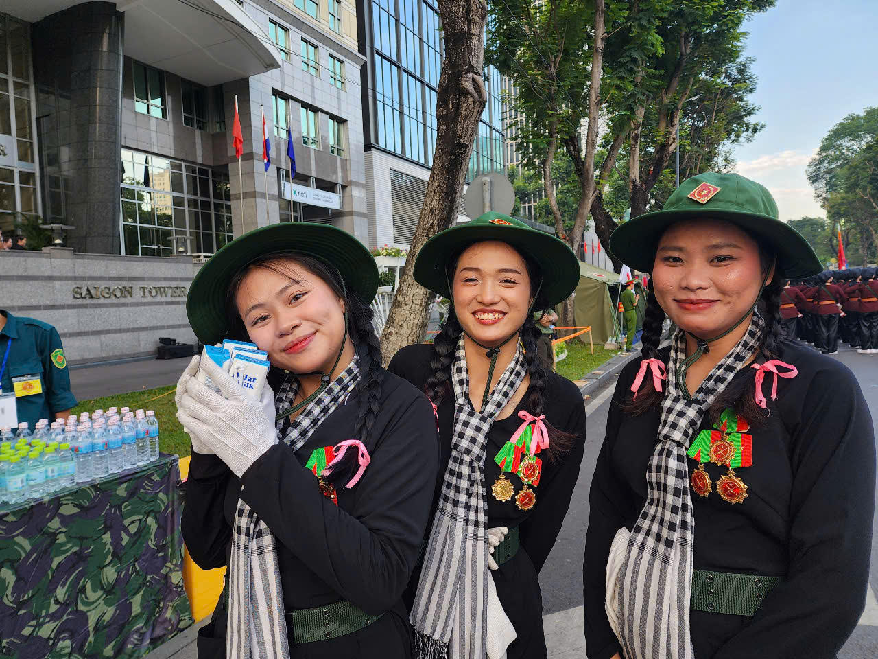 Dalatmilk tiếp sức tổng duyệt diễu binh, diễu hành mừng Đại lễ 30-4