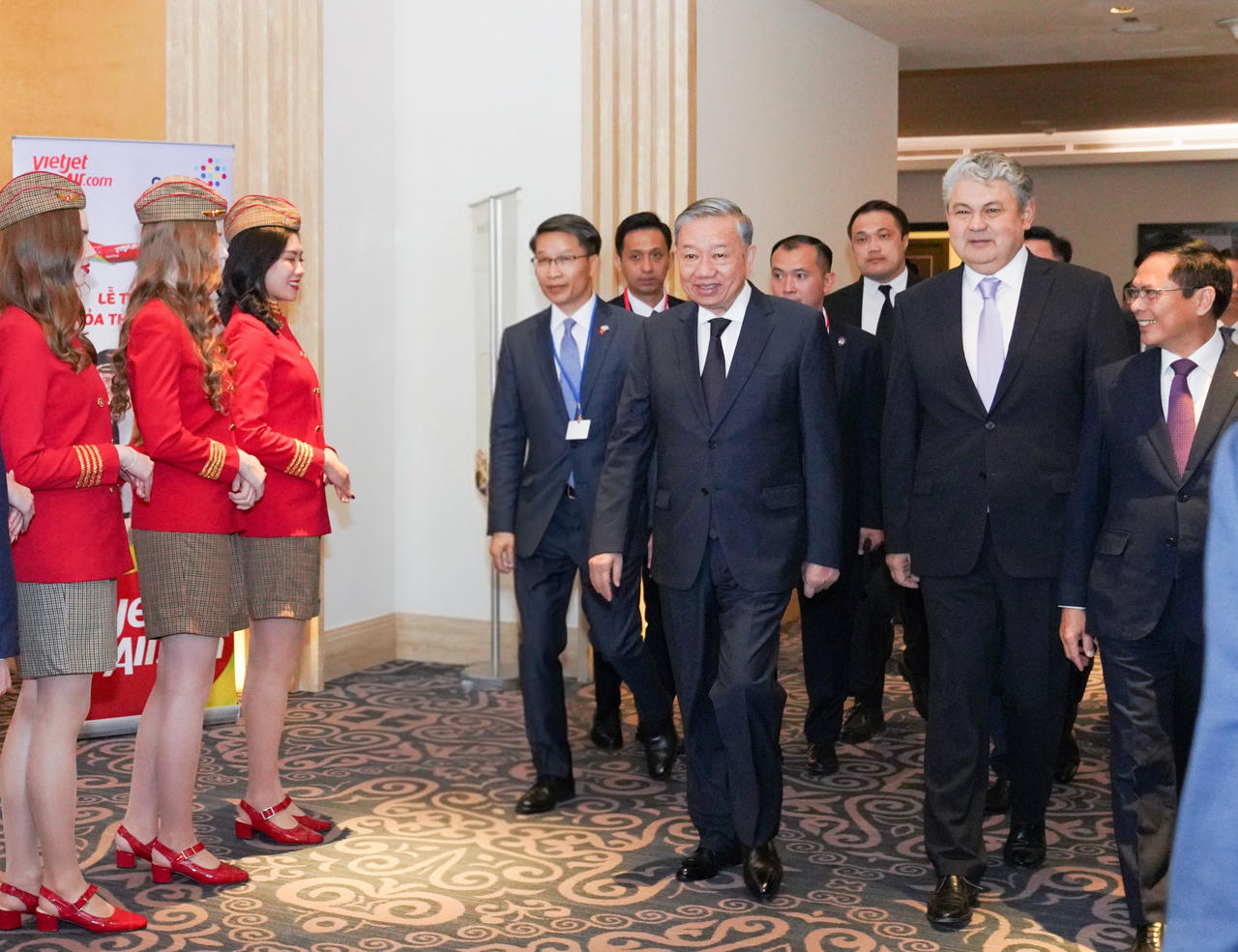 Vietjet ra mắt hãng hàng không Vietjet Qazaqstan