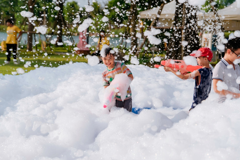 Sống lại tuổi thơ cùng “Lễ hội mùa hè Eco Central Park 2025”