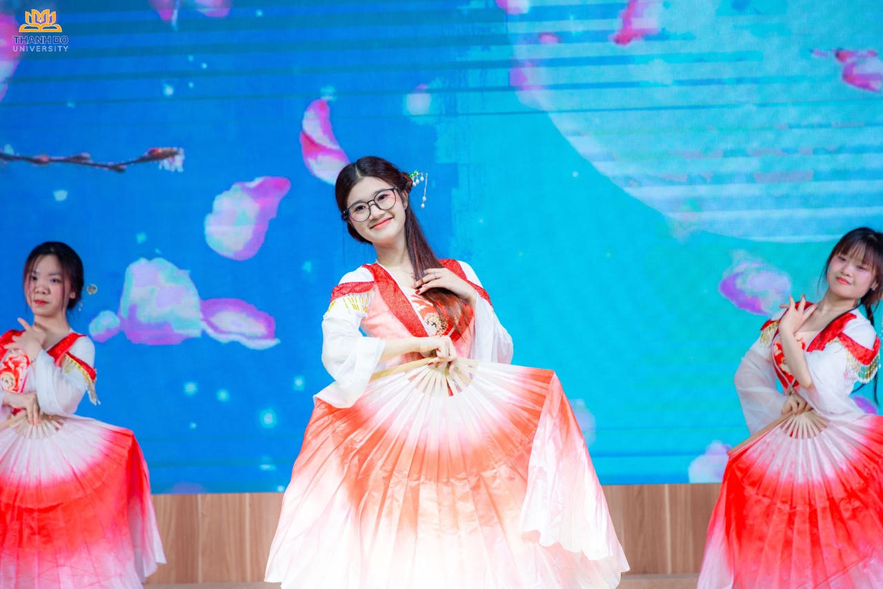 Hùng biện tiếng Trung Quốc 2025: Khi tiếng nói tuổi trẻ trở thành cầu nối hữu nghị 