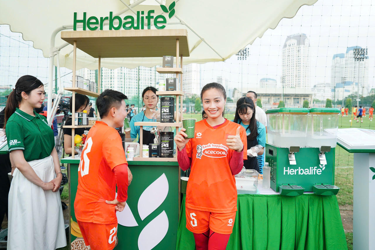 Herbalife tiếp sức hành trình thành công của Đội tuyển Bóng đá Nữ Quốc gia Việt Nam