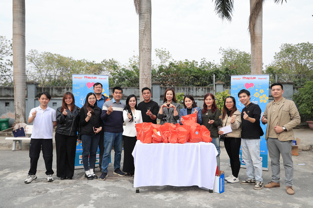 Trao lời “Tết ấm”, gửi lời “Xuân thương” 