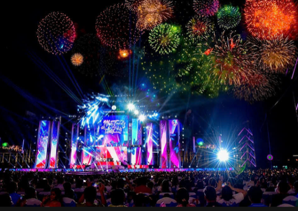 Nam A Bank 'SAY HI' Nha Trang cùng lễ hội văn hoá - du lịch biển Nha Trang 2025