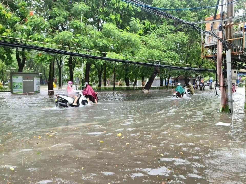 Hải Phòng đưa giải pháp khắc phục tình trạng ‘đô thị hóa sông” mỗi đợt mưa lớn