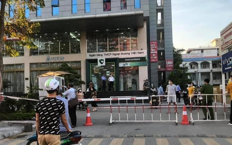 Hải Phòng xét nghiệm COVID-19 cho hơn 2.000 học sinh, giáo viên ở trường tiểu học có 2 ca dương tính